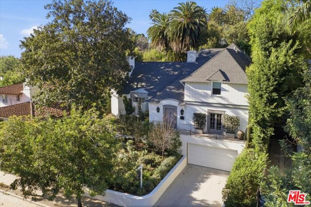 2003 El Cerrito Place, Los Angeles CA: https://media.crmls.org/mediaz/6caa3cc2-9d11-492a-969c-dffa387078a9.jpg