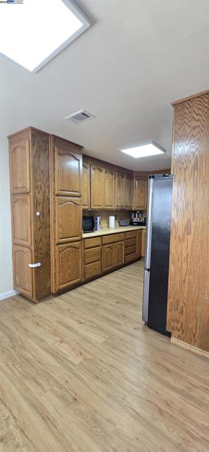 1661 Minnesota St, Fairfield CA: https://media.crmls.org/mediaz/6caa3fa9-8985-42dd-b493-a0499af08979.jpg