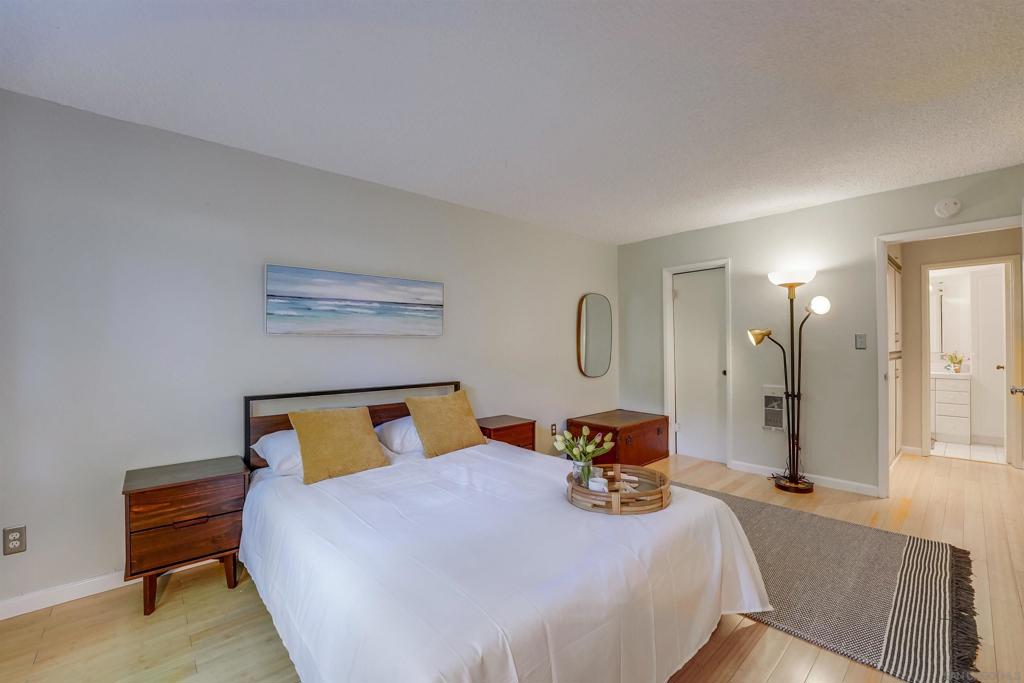 4444 Point Loma - photo 16