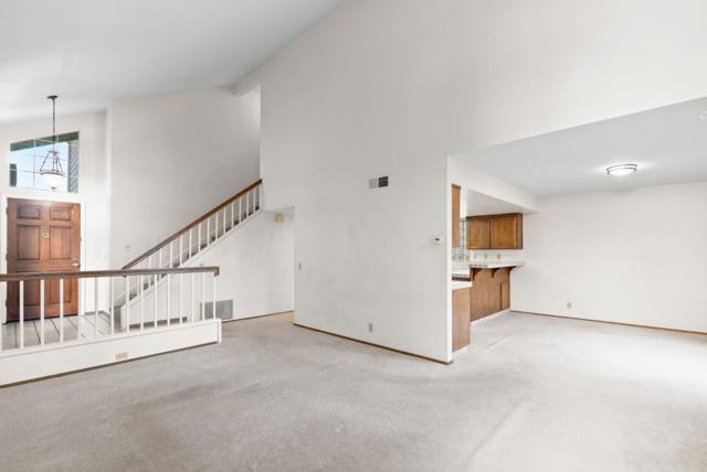 915 Kara Way, Campbell CA: https://media.crmls.org/mediaz/6caaf37b-f330-41b8-af8e-b8baddeffe4d.jpg