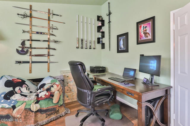 388 Country Club Drive, Simi Valley CA: https://media.crmls.org/mediaz/6cabf654-68d2-4d42-bf82-e42a55c33429.jpg