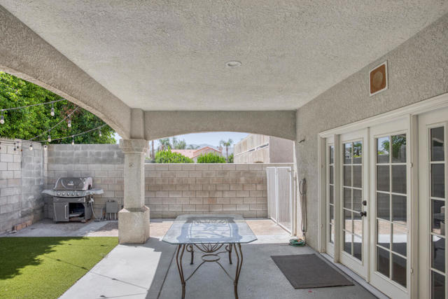 41950 Maryn Court, Palm Desert CA: https://media.crmls.org/mediaz/6cad41e7-a4ba-403d-8d07-2279ed21c7f7.jpg
