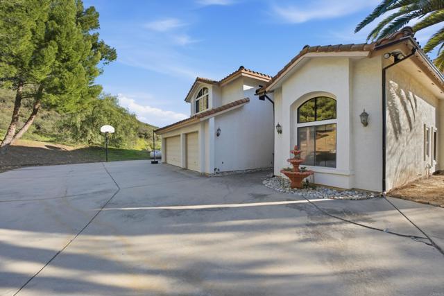 Detail Gallery Image 43 of 49 For 17345 Iron Mountain Dr, Poway,  CA 92064 - 4 Beds | 3/1 Baths