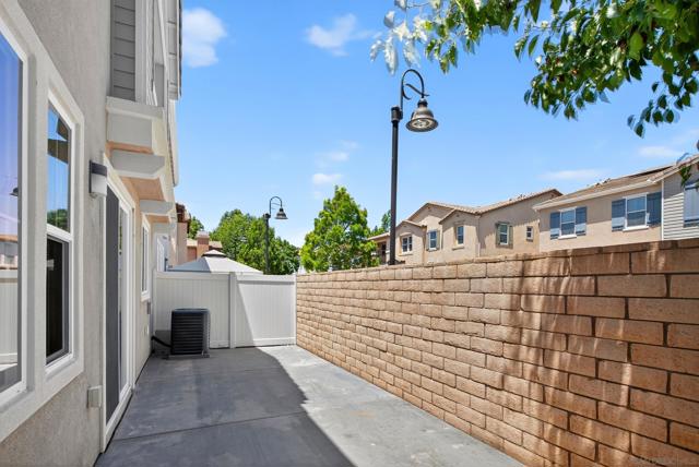 Image 30 of 37 For 42921 Avenida Amistad
