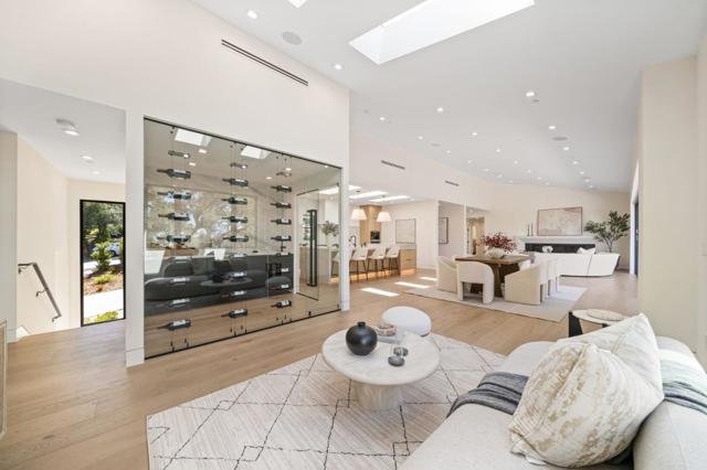 510 Darrell Road, Hillsborough CA: https://media.crmls.org/mediaz/6cae4497-0fee-4502-b23c-44703c582bc9.jpg