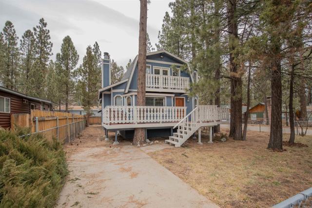 Detail Gallery Image 2 of 37 For 361 W Meadow Ln, Big Bear City,  CA 92314 - 3 Beds | 2 Baths