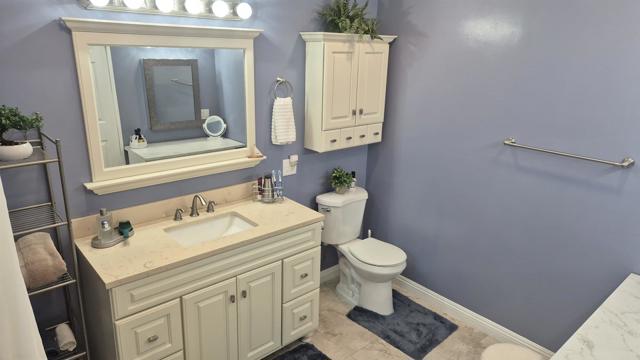21434 Tumbleweed Way, Saugus CA: https://media.crmls.org/mediaz/6caea9aa-2050-4c83-8558-2a1caa02e3dd.jpg