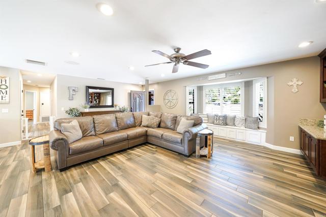 Detail Gallery Image 8 of 35 For 24363 Del Amo Rd, Ramona,  CA 92065 - 3 Beds | 2 Baths