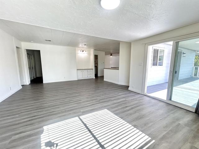 35109 Highway 79, Warner Springs CA: https://media.crmls.org/mediaz/6caf06ce-f876-4082-9cfe-5528ef91f949.jpg