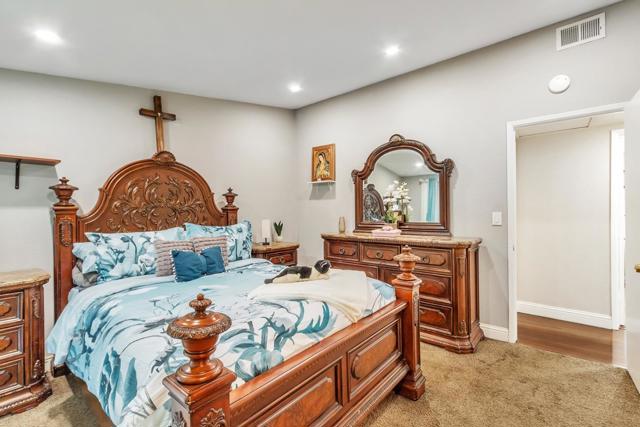 1916 Loyola Drive, San Jose CA: https://media.crmls.org/mediaz/6cafa9fa-67d9-4a68-849a-e5dff6ac2c27.jpg