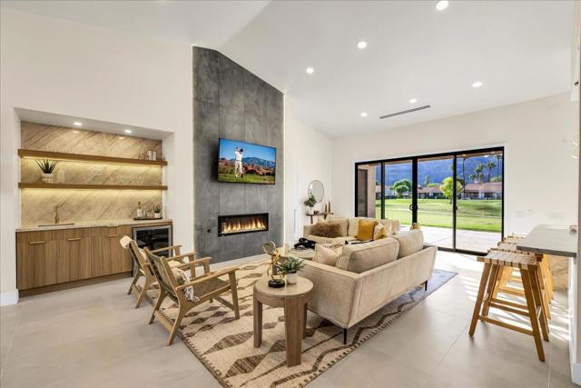 78136 Calle Norte, La Quinta CA: https://media.crmls.org/mediaz/6cafae58-3606-4b5a-82b6-bab945f7aaca.jpg