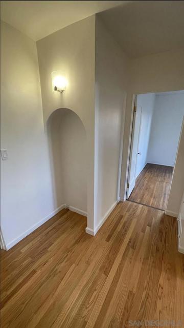 366 Palm Ave, Chula Vista CA: https://media.crmls.org/mediaz/6cafe0a4-45f6-442c-bcd8-f7d19ee82c5a.jpg