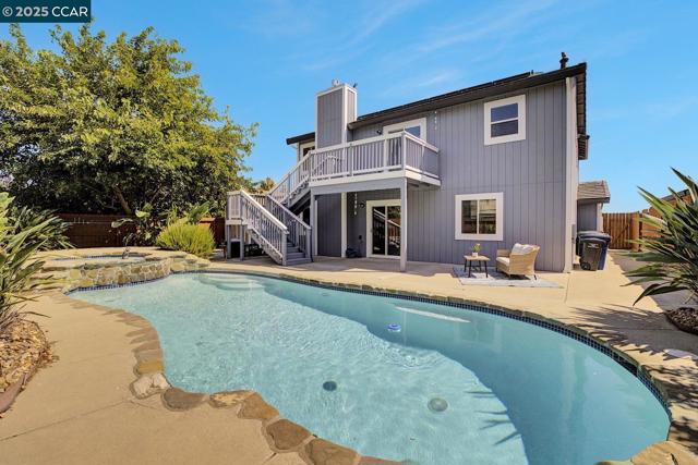 3899 Creekside Way, Oakley CA: https://media.crmls.org/mediaz/6cb075db-dd3e-48dd-85da-67c819b1dcab.jpg