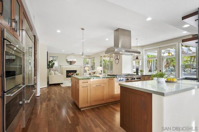 4745 Finchley Terrace, San Diego CA: https://media.crmls.org/mediaz/6cb0839e-dca4-42e9-927e-c4d790568829.jpg