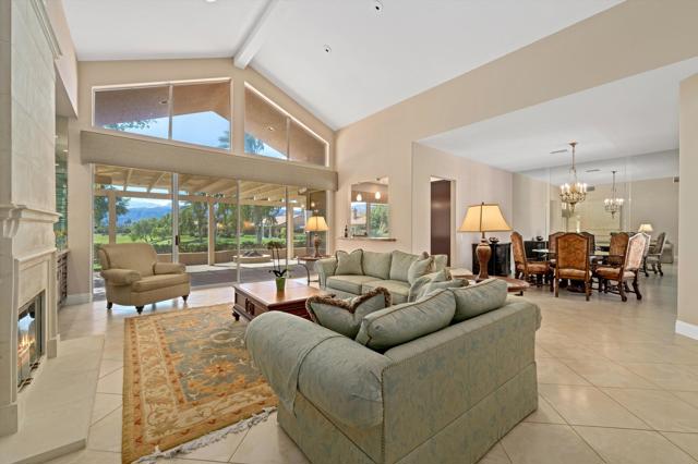 57 Pine Valley Drive, Rancho Mirage CA: https://media.crmls.org/mediaz/6cb0cdf4-8004-43bd-bd11-5e5350140ec3.jpg