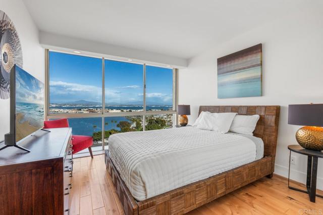 Detail Gallery Image 34 of 74 For 1820 Avenida Del Mundo #1507,  Coronado,  CA 92118 - 3 Beds | 2 Baths