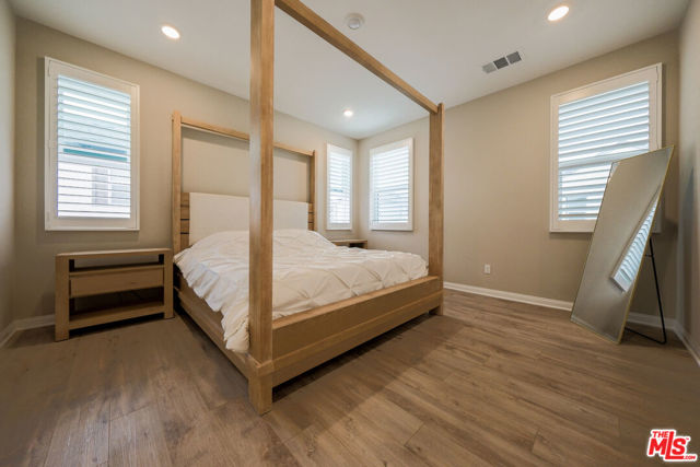 1681 Whitmore Loop, Chula Vista CA: https://media.crmls.org/mediaz/6cb1ede6-ff39-4635-b2fe-038c144b204d.jpg