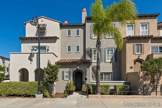 10556 Debreceni Way, San Diego CA: https://media.crmls.org/mediaz/6cb239cc-6e61-4468-8305-6169d4302dd2.jpg
