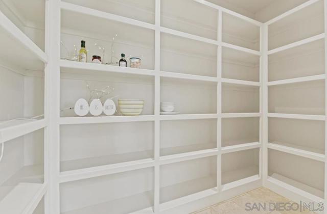 1033 1035 Summit Trl, Escondido CA: https://media.crmls.org/mediaz/6cb28a14-efd9-4589-ace3-52f857094f94.jpg