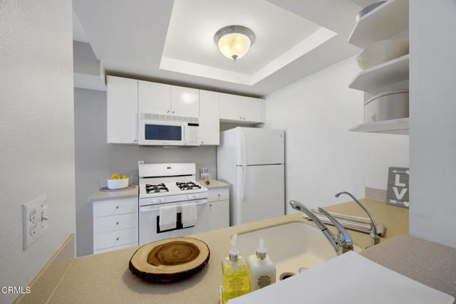Detail Gallery Image 9 of 16 For 2680 Lake Ave #1,  Altadena,  CA 91001 - 1 Beds | 1 Baths