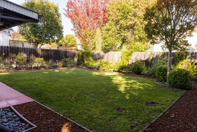 1541 Maple Street, San Mateo CA: https://media.crmls.org/mediaz/6cb34395-48c6-4436-86a3-41a3ad8b61e1.jpg