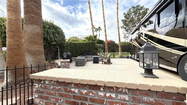 69411 Ramon Rd #643, Cathedral City CA: https://media.crmls.org/mediaz/6cb39c51-9b19-49ca-92a5-51f10f8a3f4e.jpg