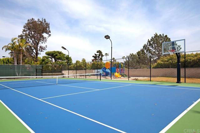 Detail Gallery Image 32 of 42 For 1715 Kennington Rd, Encinitas,  CA 92024 - 3 Beds | 2 Baths