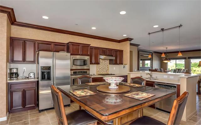 988 Alta, Palm Springs CA: https://media.crmls.org/mediaz/6cb78fdc-94fe-4a2a-bcd5-c31b88eaa5a0.jpg
