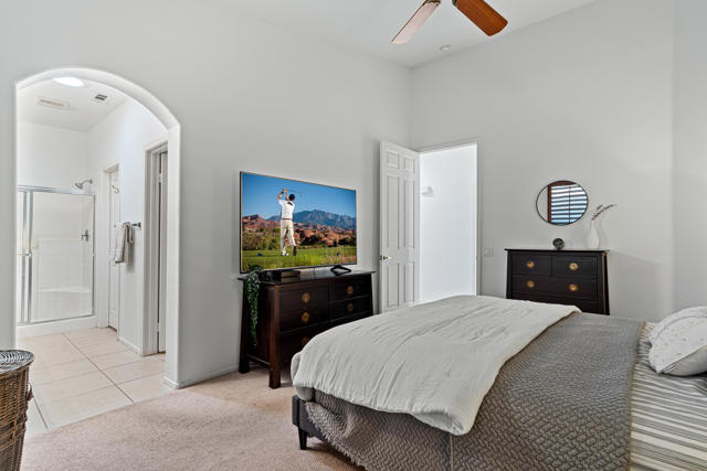 67600 S Laguna Drive, Cathedral City CA: https://media.crmls.org/mediaz/6cb7cc7c-3b93-48d9-8459-37d7721fca0d.jpg