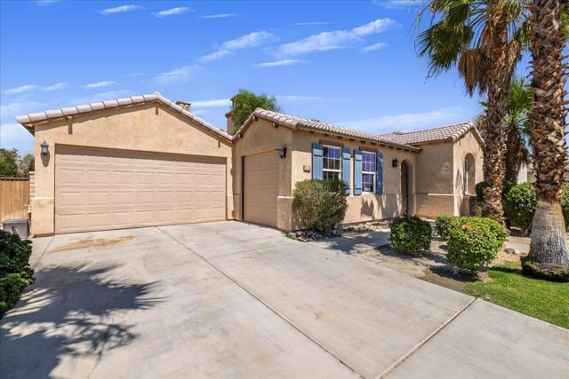 40828 Paganini Drive, Indio CA: https://media.crmls.org/mediaz/6cb88049-865a-4204-8e8f-28091464ed48.jpg