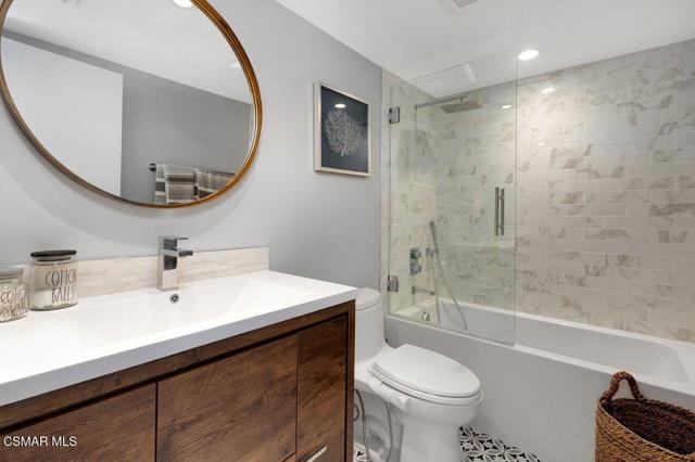 202 Estrellita Lane, Oak Park CA: https://media.crmls.org/mediaz/6cb89062-9029-4f8d-b891-e8025dd75d3a.jpg