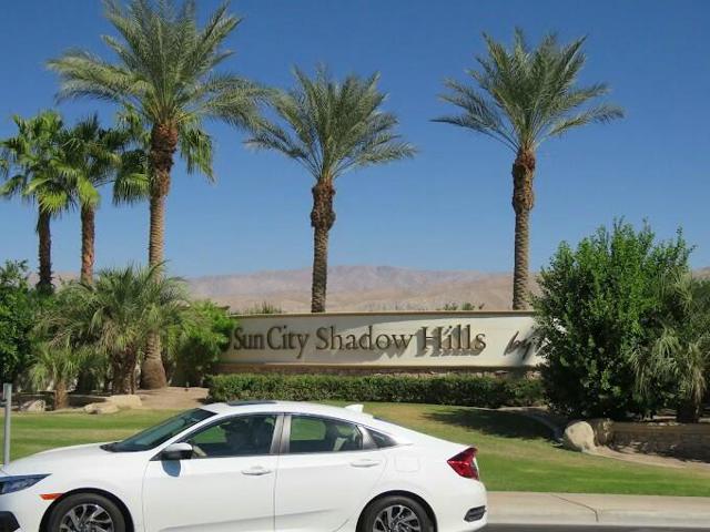 81098 Avenida Vidrio, Indio CA: https://media.crmls.org/mediaz/6cb90723-d86e-43d7-bdad-d497e0247a78.jpg