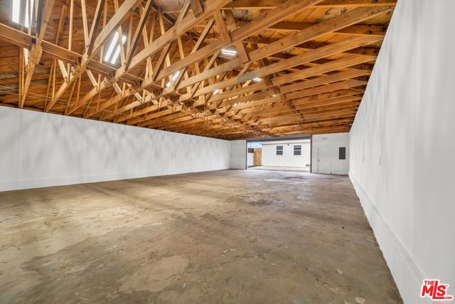 9611 S Vermont Avenue, Los Angeles CA: https://media.crmls.org/mediaz/6cb91a2e-d0a4-455d-b0bf-a23dbc2dd1f1.jpg