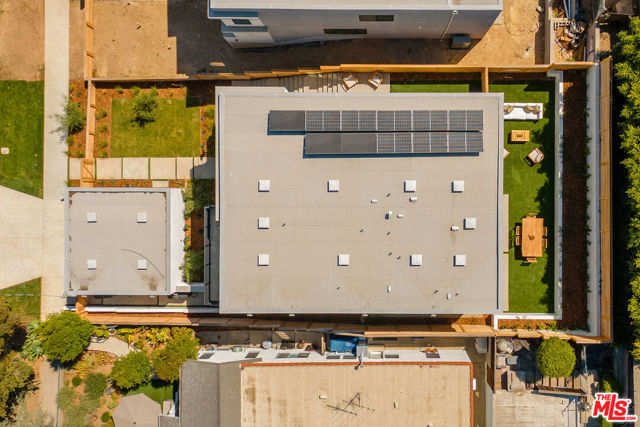 1615 N Coronado Street, Los Angeles CA: https://media.crmls.org/mediaz/6cb925c6-2f5e-4294-a7b1-85b629083e7e.jpg