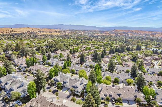 7772 Beltane Drive, San Jose CA: https://media.crmls.org/mediaz/6cba65b3-be84-4b29-a9d3-283456adfe51.jpg