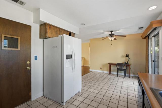 976 Jenooke Lane, Chico CA: https://media.crmls.org/mediaz/6cba6996-2720-46fb-8968-75eac78710b8.jpg