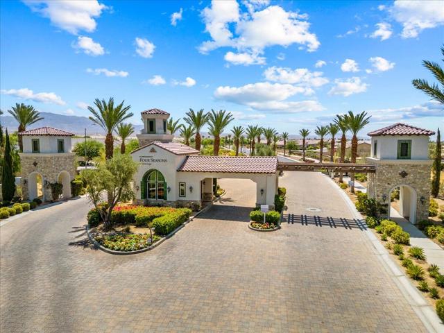 42940 Ascona Lane, Indio CA: https://media.crmls.org/mediaz/6cba9248-0f81-4733-9fb3-7b36a8b00079.jpg