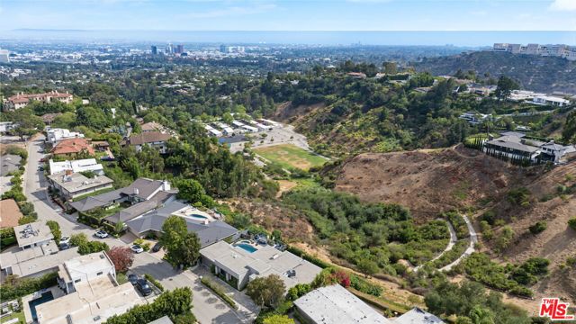 4 Bed Home for Sale in Los Angeles, California