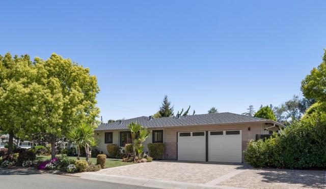 34 Carriage Court, Los Altos CA: https://media.crmls.org/mediaz/6cbb01df-6a43-4aeb-bb6f-0733bd0aa10a.jpg