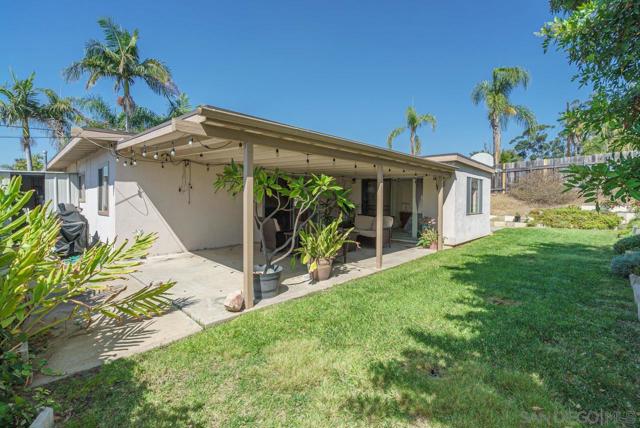 5393 Mary Fellows Avenue, La Mesa CA: https://media.crmls.org/mediaz/6cbb5630-a48a-401f-b0f5-31290918a452.jpg
