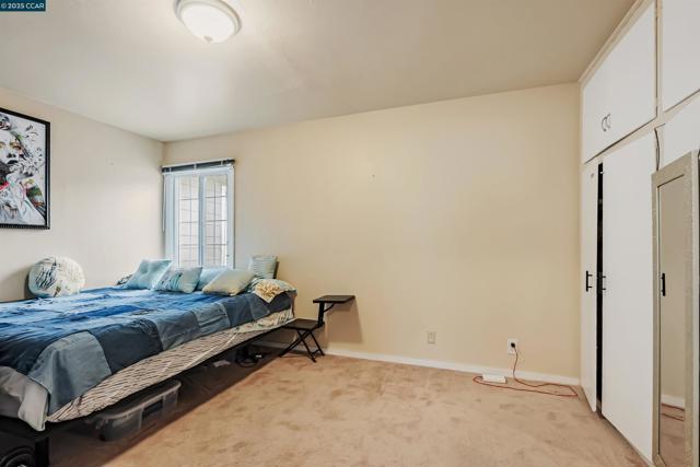 2633 Humphrey Ave, Richmond CA: https://media.crmls.org/mediaz/6cbcbf92-1f9a-418d-a0dd-2bbfafae37bc.jpg