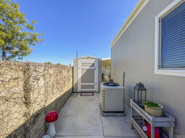 Image 25 of 33 For 8545 Mission Gorge Rd  Spc 211