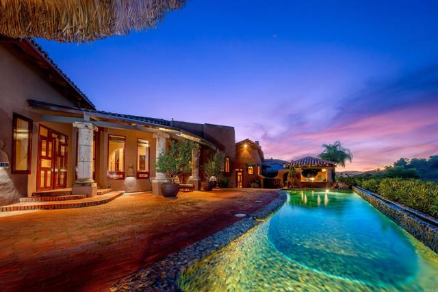 3198 Ashley Park Way, Jamul CA: https://media.crmls.org/mediaz/6cbcf009-a722-4310-9a20-d750f6273eda.jpg