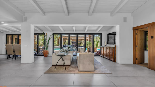 73297 Grapevine Street, Palm Desert CA: https://media.crmls.org/mediaz/6cbeb3a2-d4f3-4033-b9d4-e29607fbaa94.jpg
