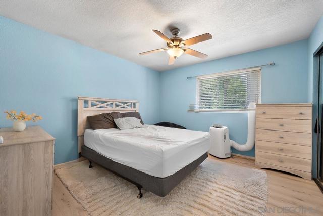 9938 Buena Vista Drive, Spring Valley CA: https://media.crmls.org/mediaz/6cbf07ad-16e4-4d52-86e1-fbb52644a375.jpg