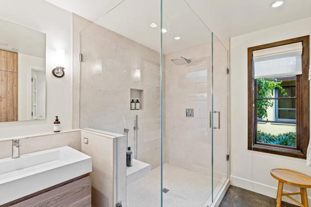 1683 Dalehurst Avenue, Los Altos CA: https://media.crmls.org/mediaz/6cbf779d-adb4-44d2-9dfe-6ef250ff005e.jpg