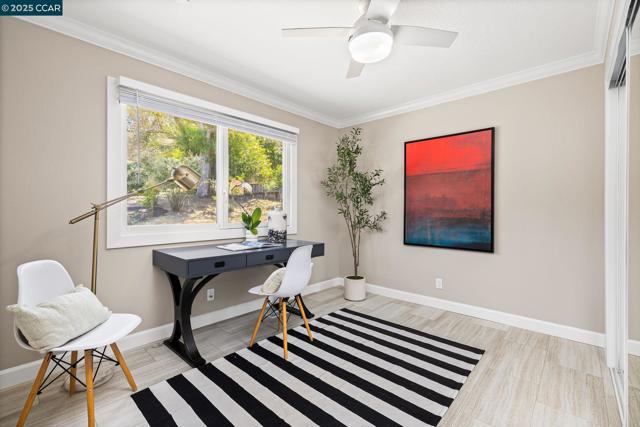 40 Loma Vista, Walnut Creek CA: https://media.crmls.org/mediaz/6cbfdd94-7dfb-4de9-bea2-461b8b601d96.jpg
