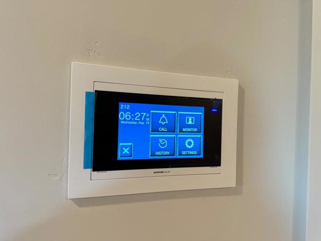 400 San Benito, Hollister CA: https://media.crmls.org/mediaz/6cbfe078-bb5d-4bcd-97db-4dd688db9d3c.jpg