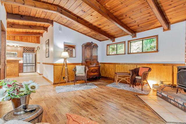 325 Ridge Drive, Boulder Creek CA: https://media.crmls.org/mediaz/6cc15ed0-a69b-40df-894e-bcc0747ae774.jpg