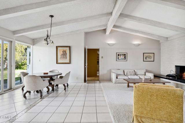 262 Crestwood Avenue, Ventura CA: https://media.crmls.org/mediaz/6cc174ca-843e-43b4-80d7-e08d578cf982.jpg